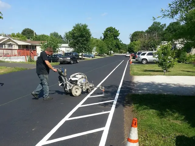 line stripping contractors in philedelphia pa